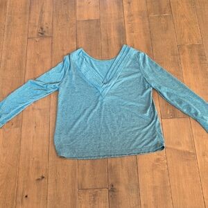 SHEIN  Long Sleeve V-Neck Top